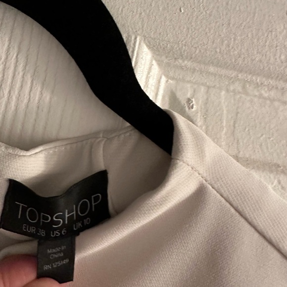 Topshop lined Cream Romper Size 6 - Picture 4 of 7